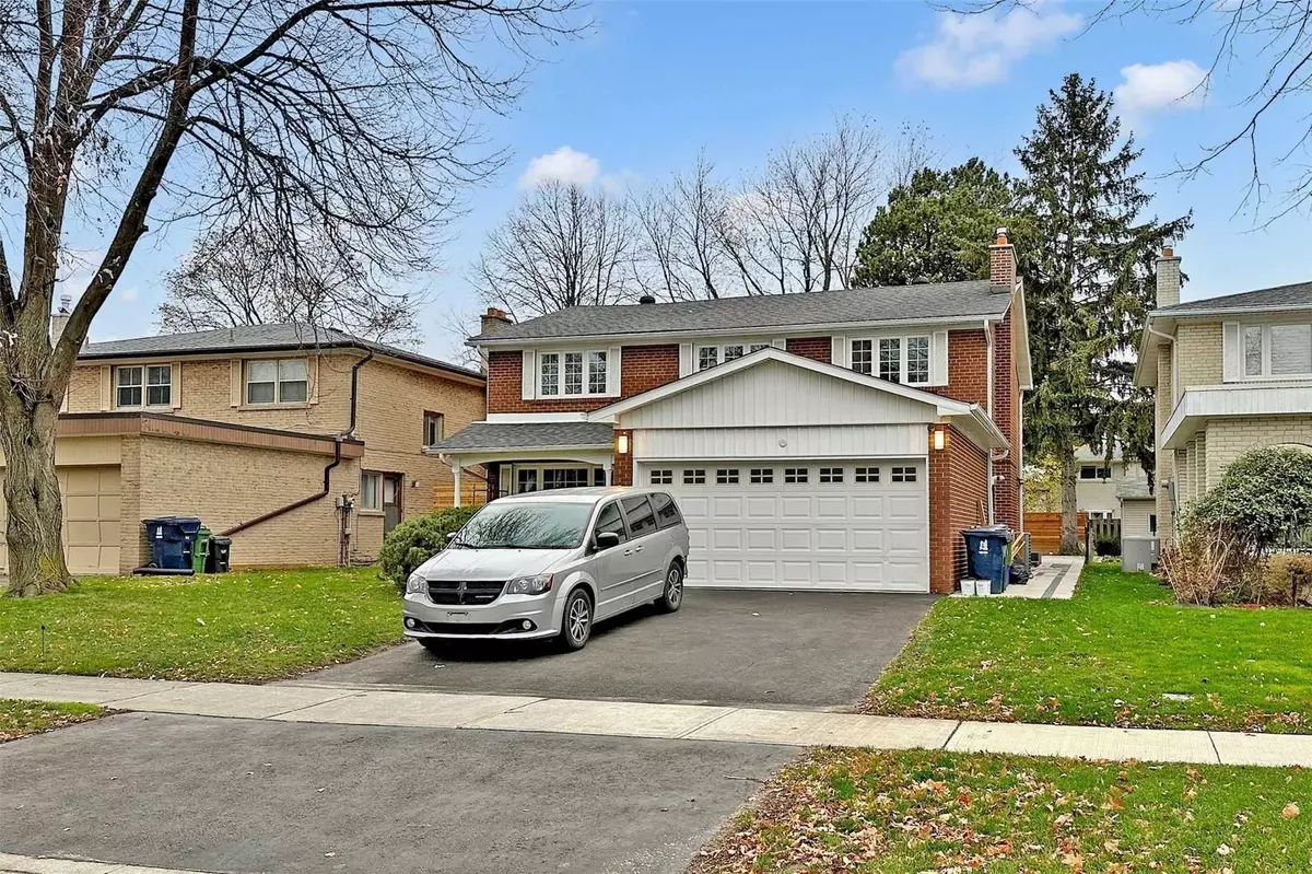 Toronto C15, ON M2M 2X6,56 Kentland CRES