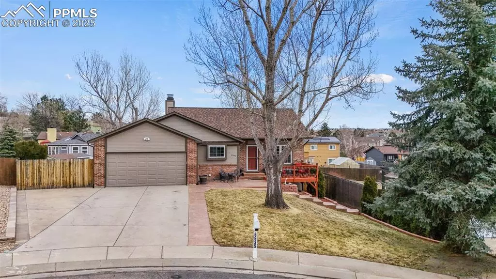 6935 Riverwood LN, Colorado Springs, CO 80918