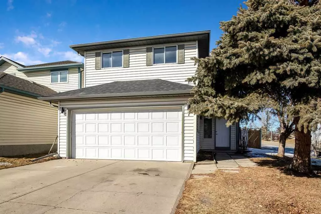 Calgary, AB T2A 7N8,7 Applecrest CT Southeast