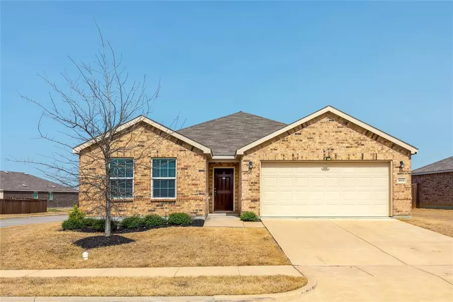 1601 Vernon Drive, Aubrey, TX 76227