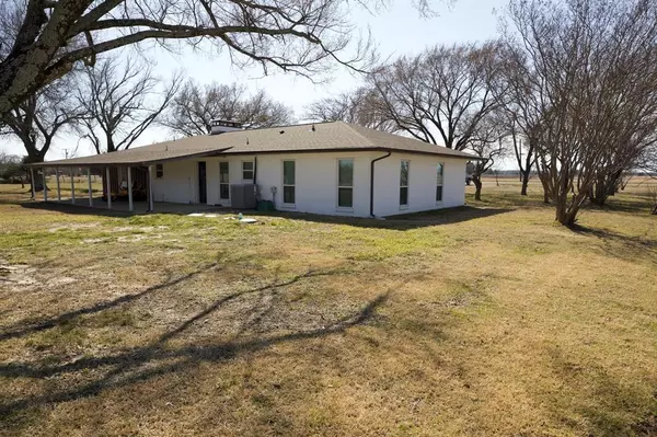 Bonham, TX 75418,5772 N State Highway 78