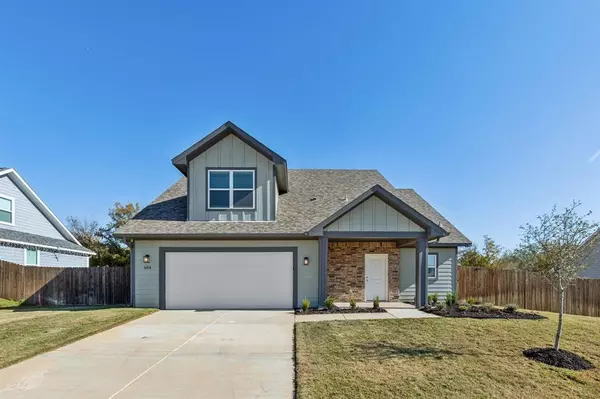 604 Porcupine, Springtown, TX 76082