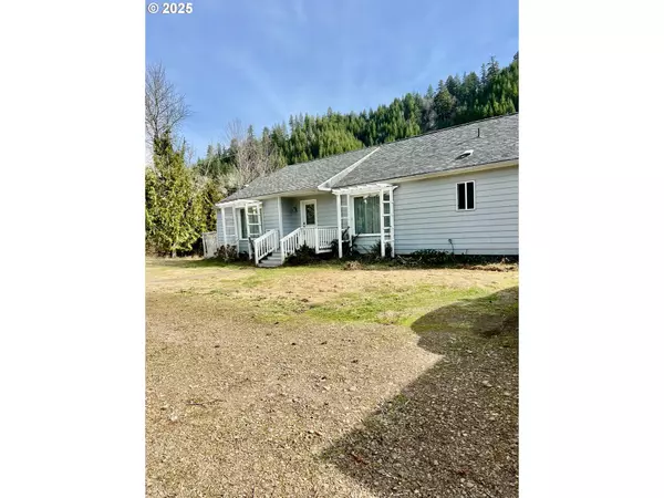 10742 HIGHWAY 126, Mapleton, OR 97453