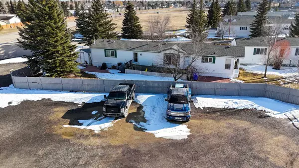 Olds, AB T4H 1W7,5210 65 AVE #61