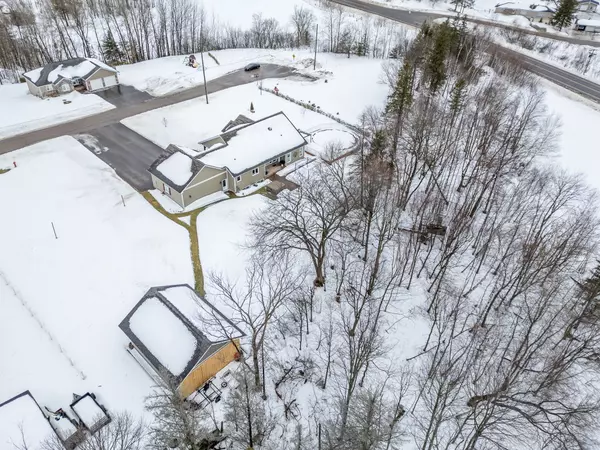 Whitewater Region, ON K0J 1P0,4 Lowe CT