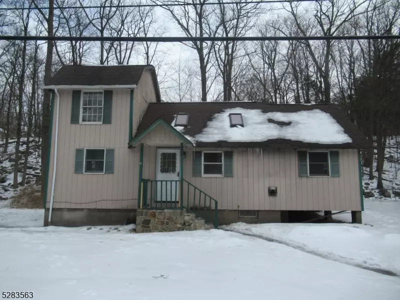 73 Breakneck Rd, Vernon Twp., NJ 07422