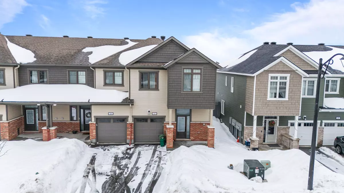 Barrhaven, ON K2J 7A2,42 Lentago AVE