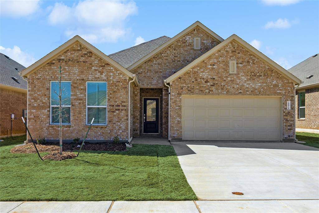 10012 Standardbred Drive, Providence Village, TX 76227