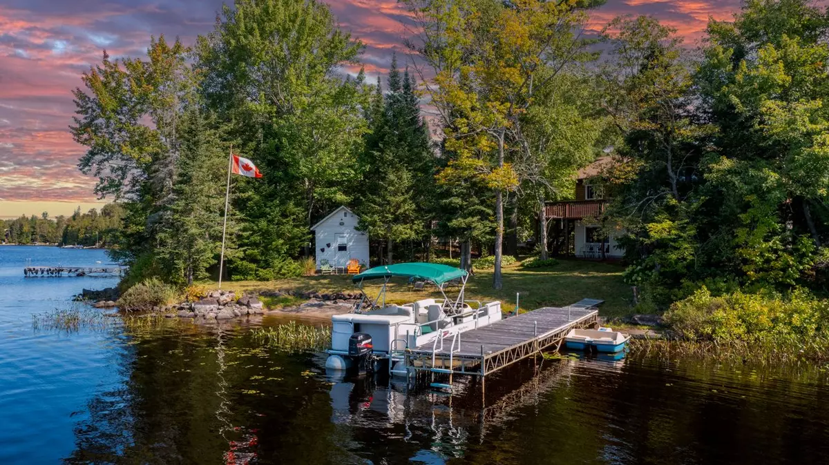 Whitestone, ON P0A 1G0,2 Sunset TRL