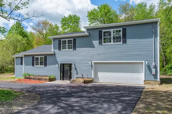 337 Naughright Rd, Washington Twp., NJ 07853