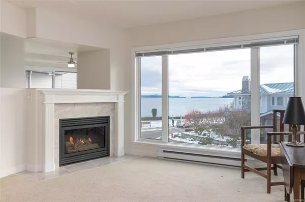 Sidney, BC V8L 5Y5,2550 Bevan Ave #309