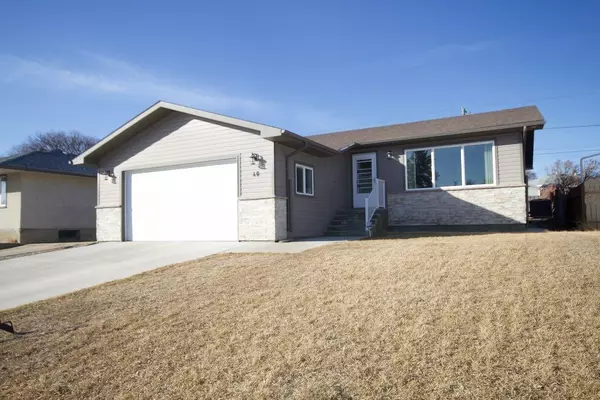 40 12 ST Northwest, Medicine Hat, AB T1A 6P5