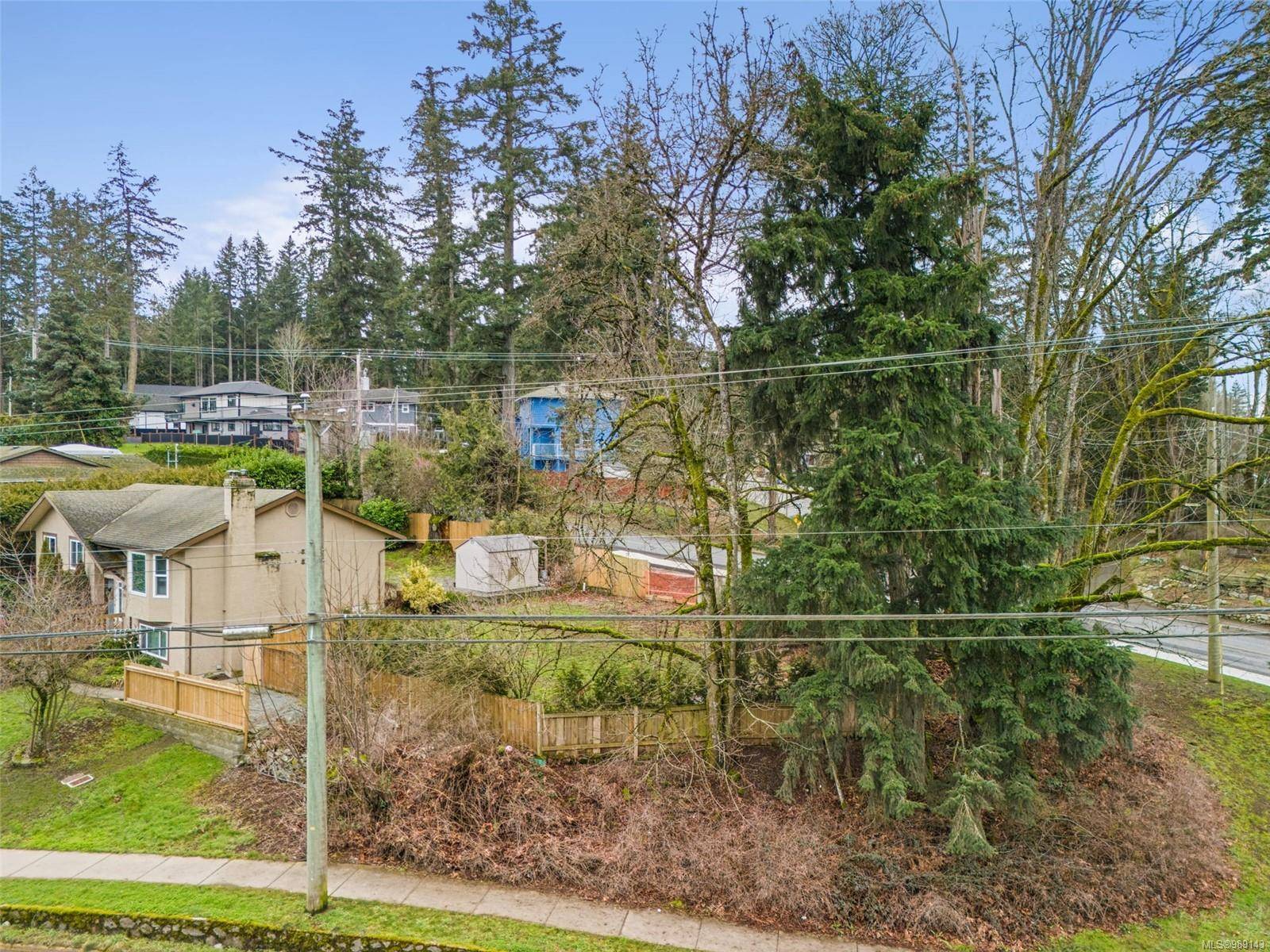 Central Saanich, BC V8M 1W2,7471 Veyaness Rd