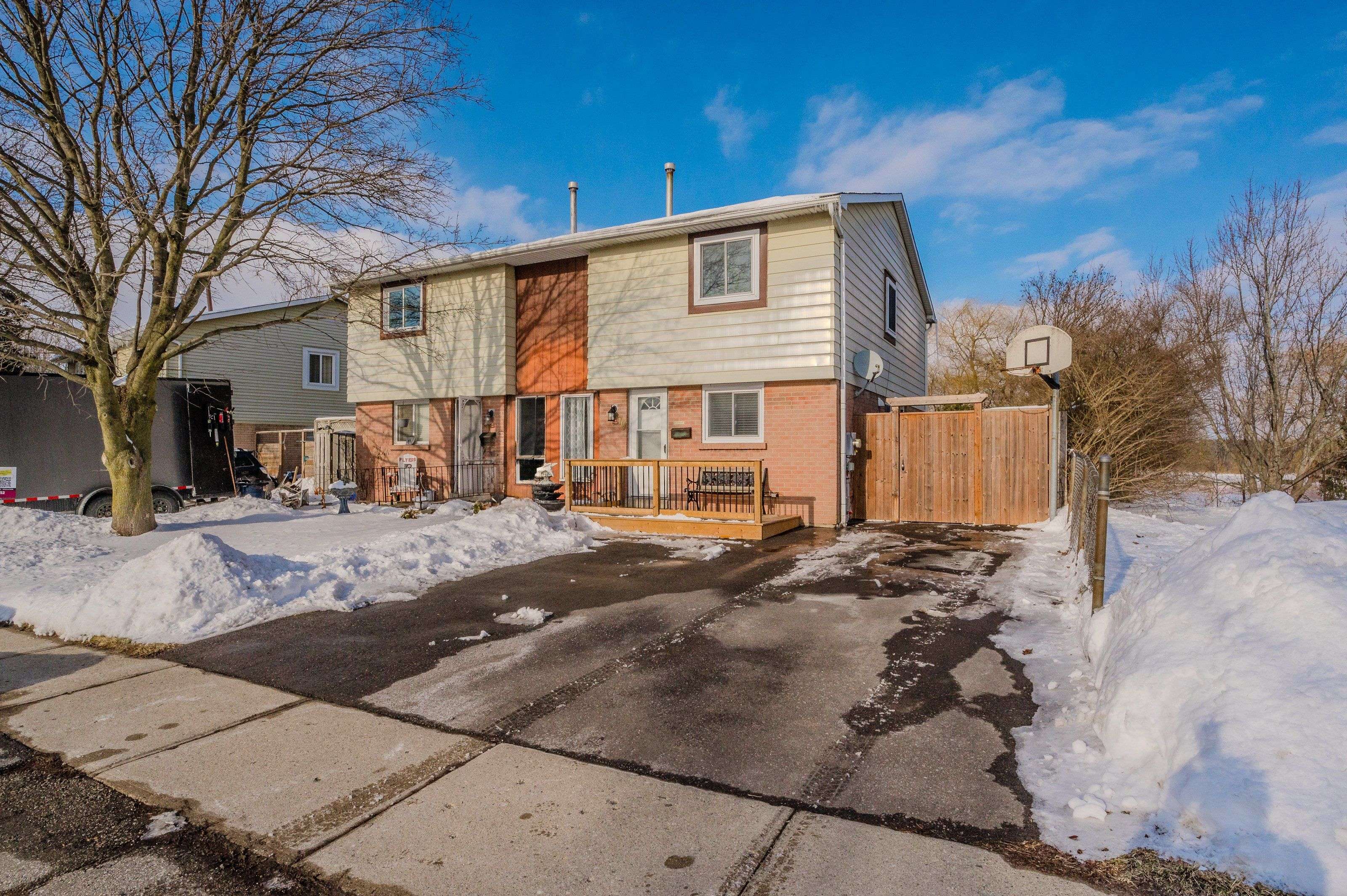 Woodstock, ON N4S 8B3,79 Tennyson ST