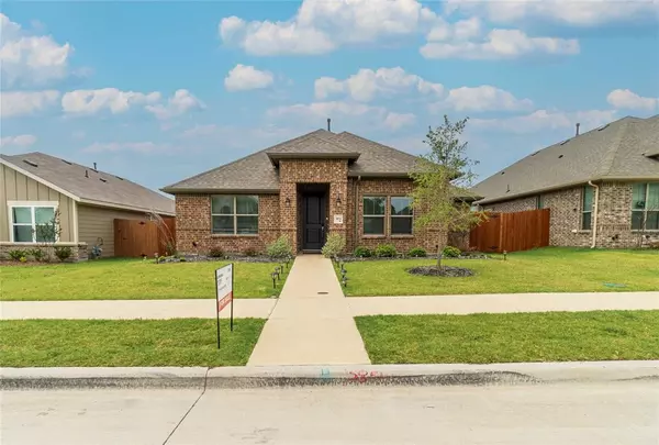 3854 Star Mesa Street, Crandall, TX 75114