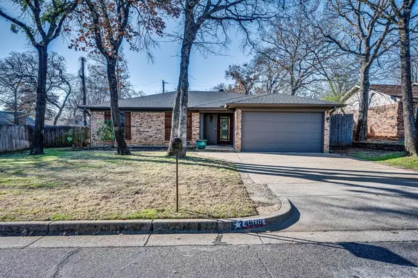 4608 Bayberry Drive, Arlington, TX 76017