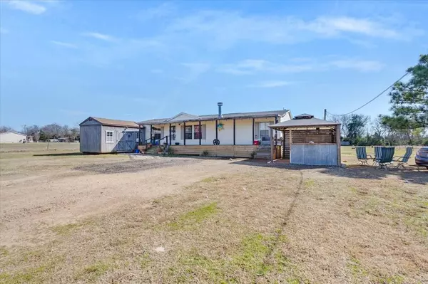 865 County Road 3534, Saltillo, TX 75478