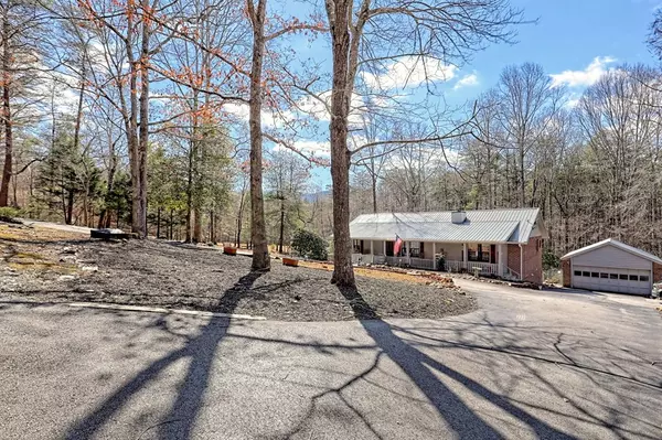 Blairsville, GA 30512,427 V Addington Road