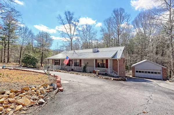 Blairsville, GA 30512,427 V Addington Road