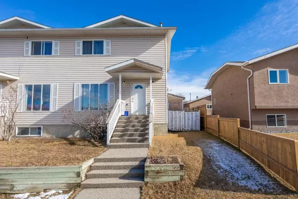 522 Boutin AVE, Hinton, AB T7V 1A8