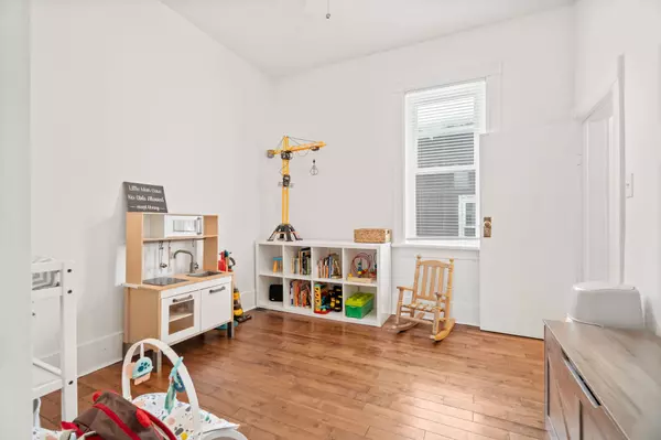 Springwater, ON L0L 1V0,10 Albert ST E