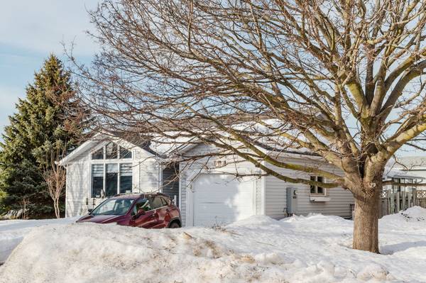 763 Bradford DR, Saugeen Shores, ON N0H 2C4