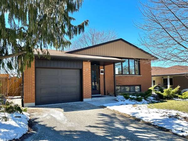 11 Lombardy CT #Lower Level, Kitchener, ON N2M 1W8