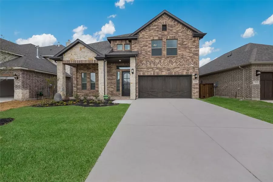 4213 Valley Mills Drive, Crandall, TX 75114