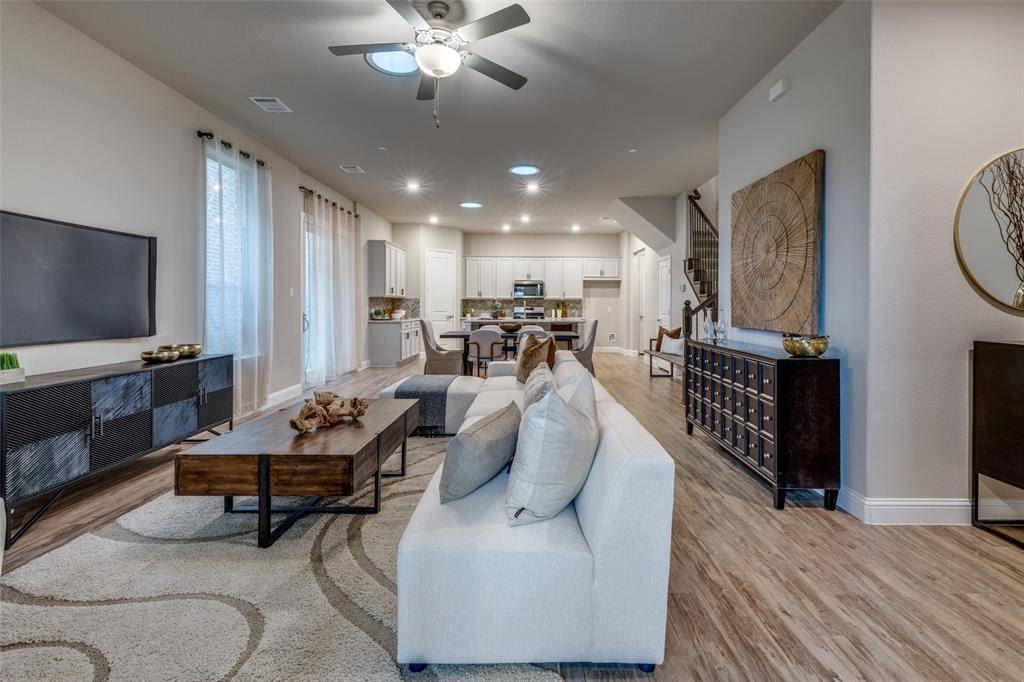 Allen, TX 75013,516 Alden Way
