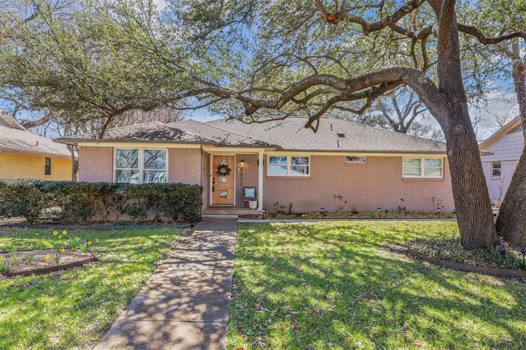 Dallas, TX 75231,6852 Arboreal Drive