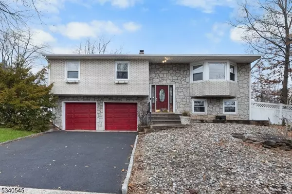 33 Prospect Ln, Woodbridge Twp., NJ 07067