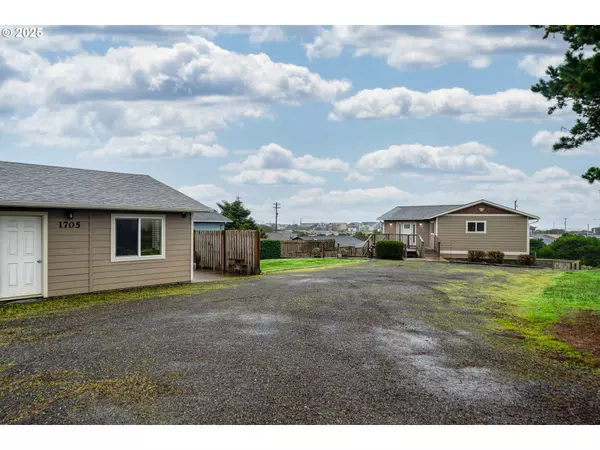 Waldport, OR 97394,1705/1709 NW ABBEY CT