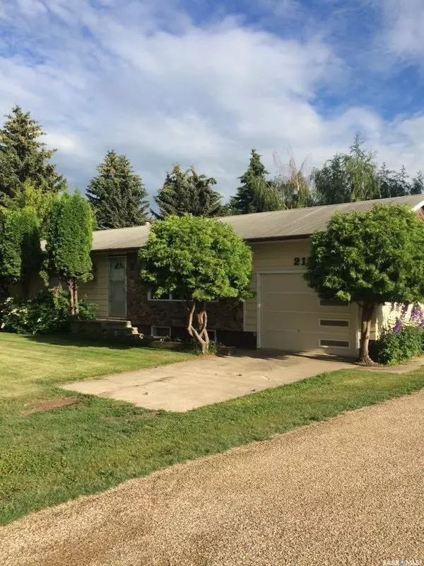 217 2nd AVENUE S, Hepburn, SK S0K 1Z0