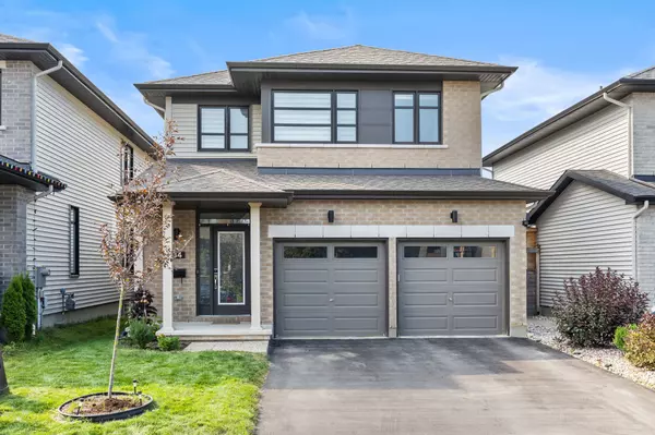 84 Palfrey WAY, Kanata, ON K2V 0B3