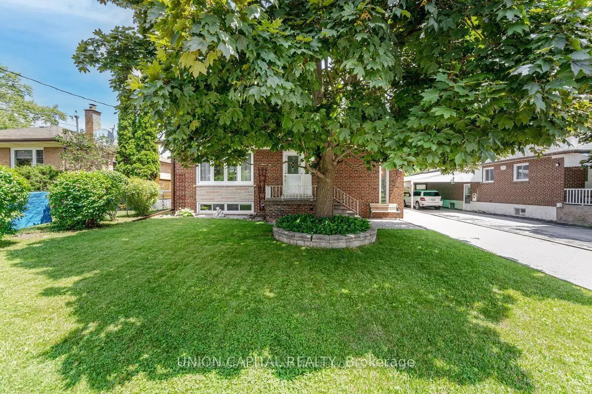 Richmond Hill, ON L4C 3L6,383 Neal DR #BSMT