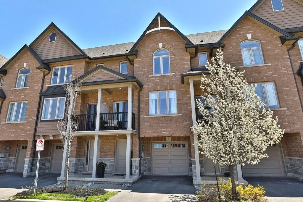 Burlington, ON L7M 0W2,2985 Jackson DR #6