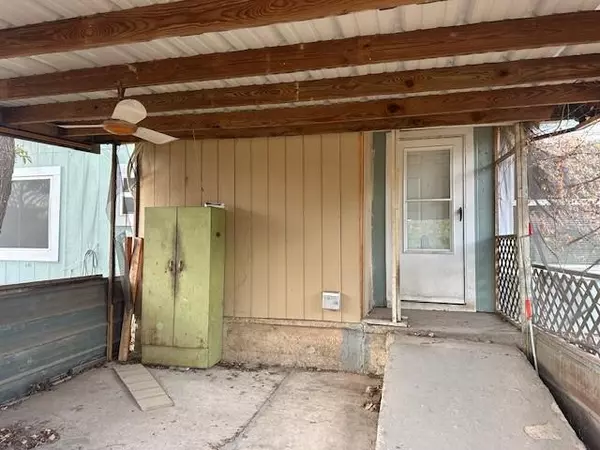 Hico, TX 76457,513 N Mesquite