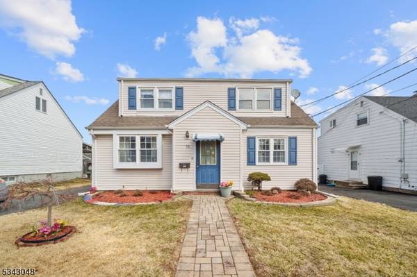 56 Stevens Rd, Clifton City, NJ 07013