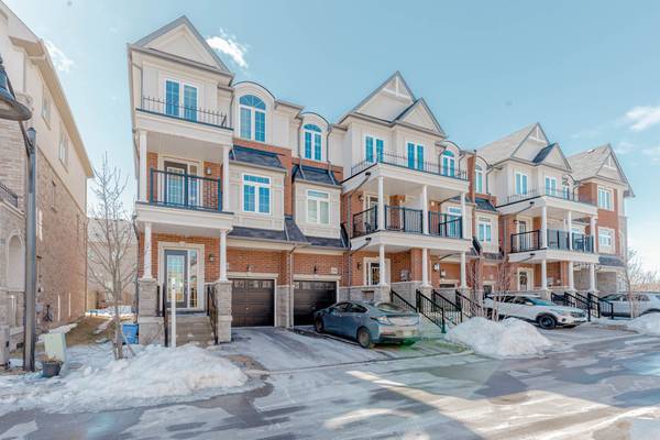 106 Borers Creek CIR, Hamilton, ON L8B 1W3