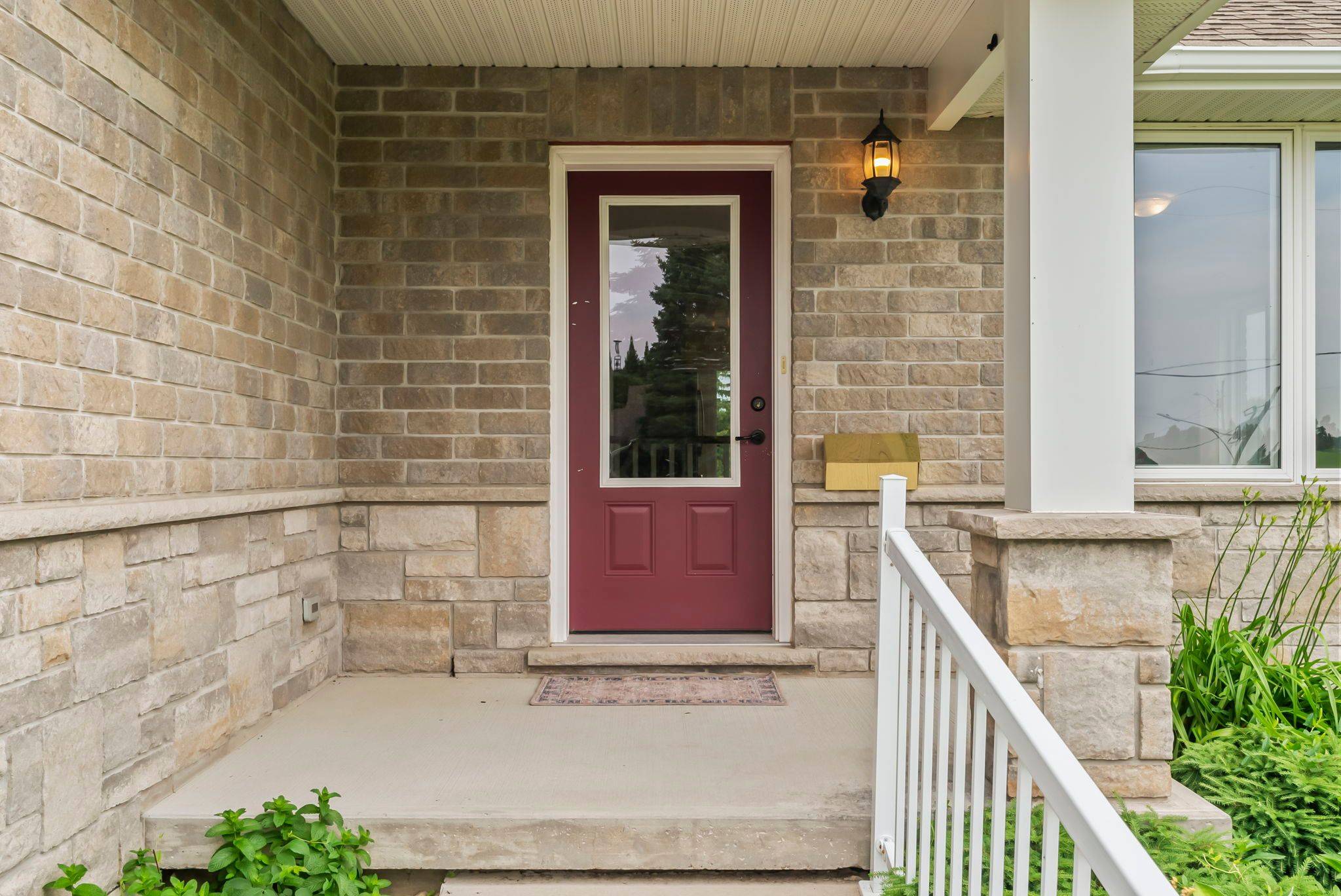 Minto, ON N0G 1M0,39 MINTO ST S