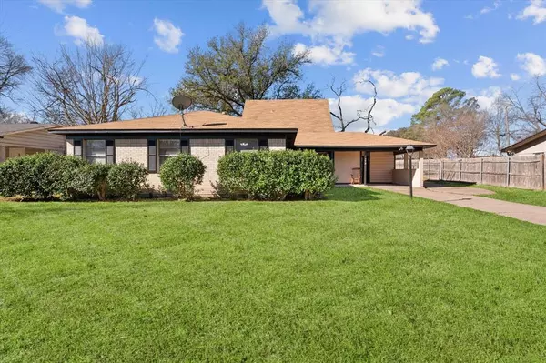 2012 Fairfax Drive, Corsicana, TX 75110