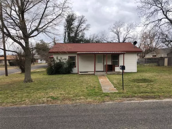 1112 Chamberlin, Stephenville, TX 76401