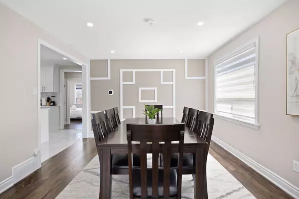 Toronto C06, ON M3H 2W5,3 Brett AVE