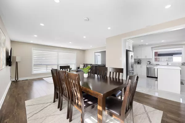 Toronto C06, ON M3H 2W5,3 Brett AVE