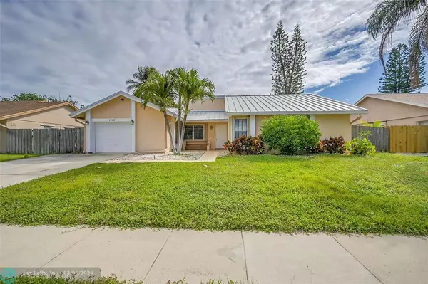 1046 NW 10th St, Boynton Beach, FL 33426