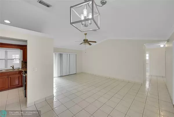 Boynton Beach, FL 33426,1046 NW 10th St