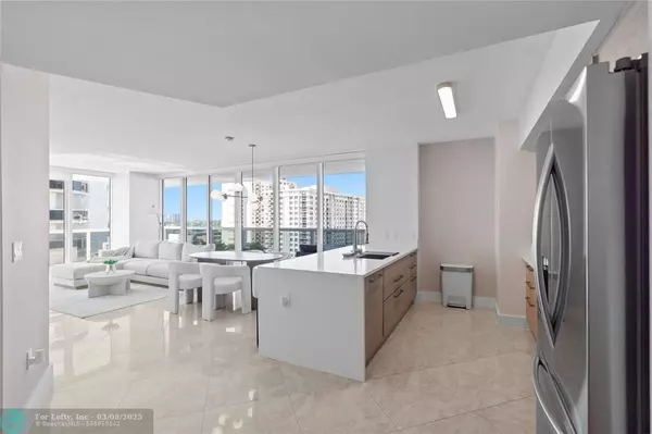 Hallandale Beach, FL 33009,1830 S Ocean Dr  #1006