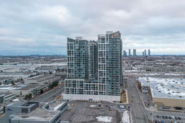 9000 Jane ST #1214, Vaughan, ON L4K 0M6