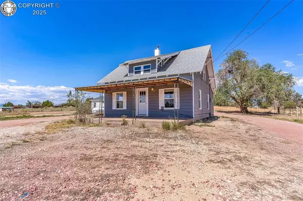 555 3rd ST, Penrose, CO 81240
