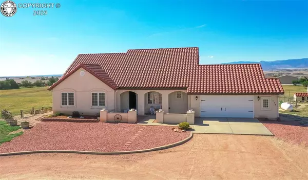 116 Top Notch TRL, Penrose, CO 81240